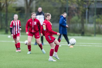 Bild 169 - wBJ SV Wahlstedt - TuS Tensfeld : Ergebnis: 0:0